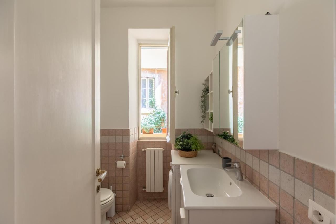 Iflat Red Roman Apartament Kültér fotó